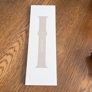 NWT! 45mm Starlight Sport Band Apple Watch Band Series 9 Size S/M